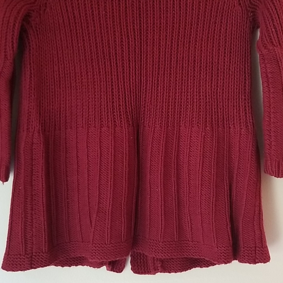 Sweater - Picture 6 of 7